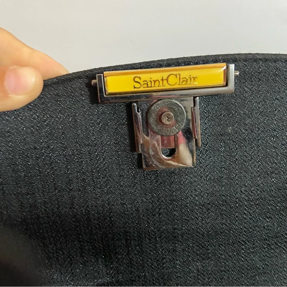 Vintage Saint Claire Handbag Bag Purse Clutch Elegant Classic Minimalist Black